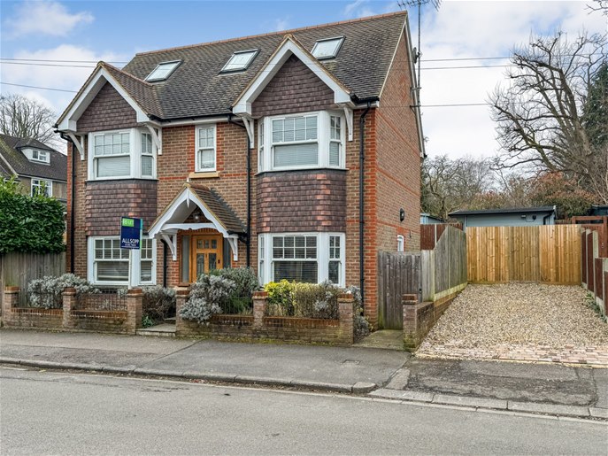 Willoughby Road, Harpenden, AL5 4PF